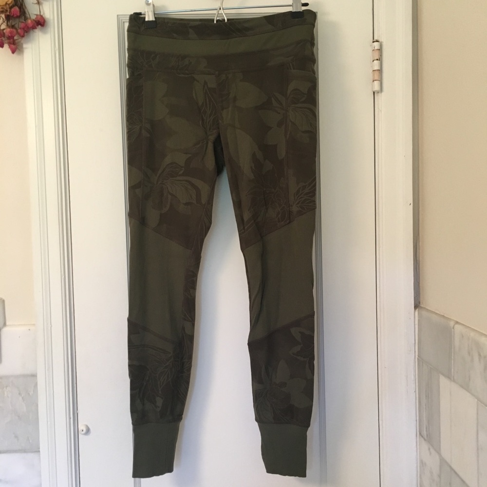 Athleta floral legging